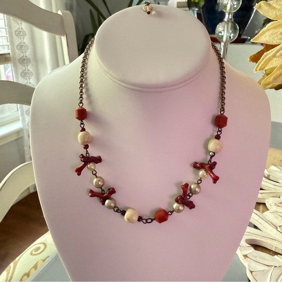 Sabika Crystal Beaded Summer 2011 Necklace - Picture 2 of 8